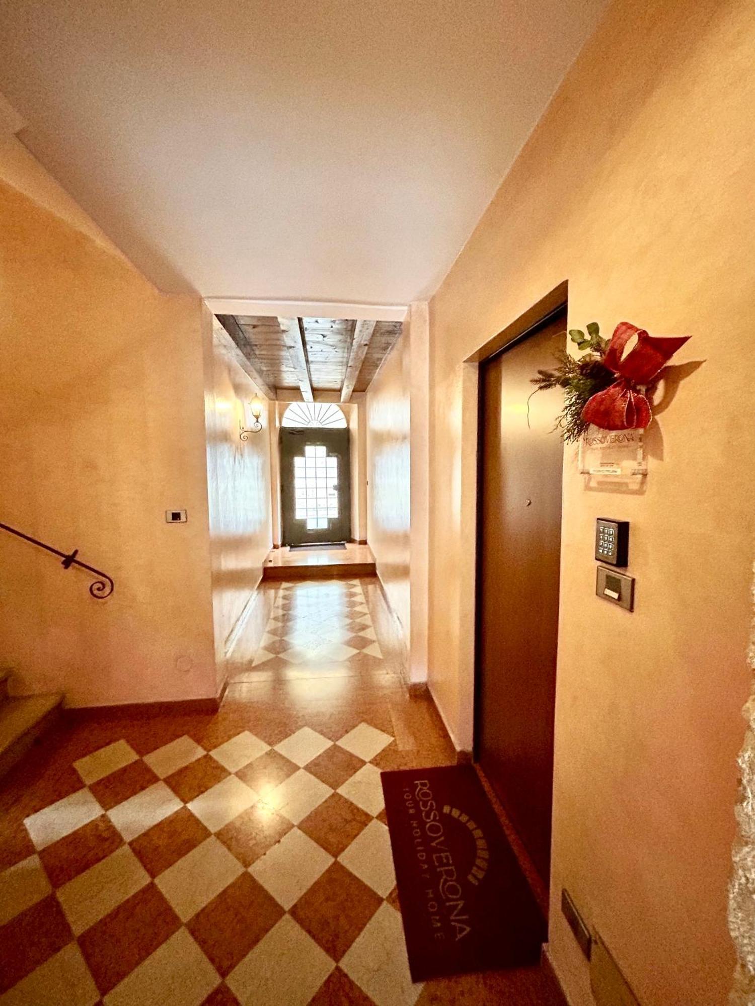 Rosso Verona Suite-Free Parking Extérieur photo