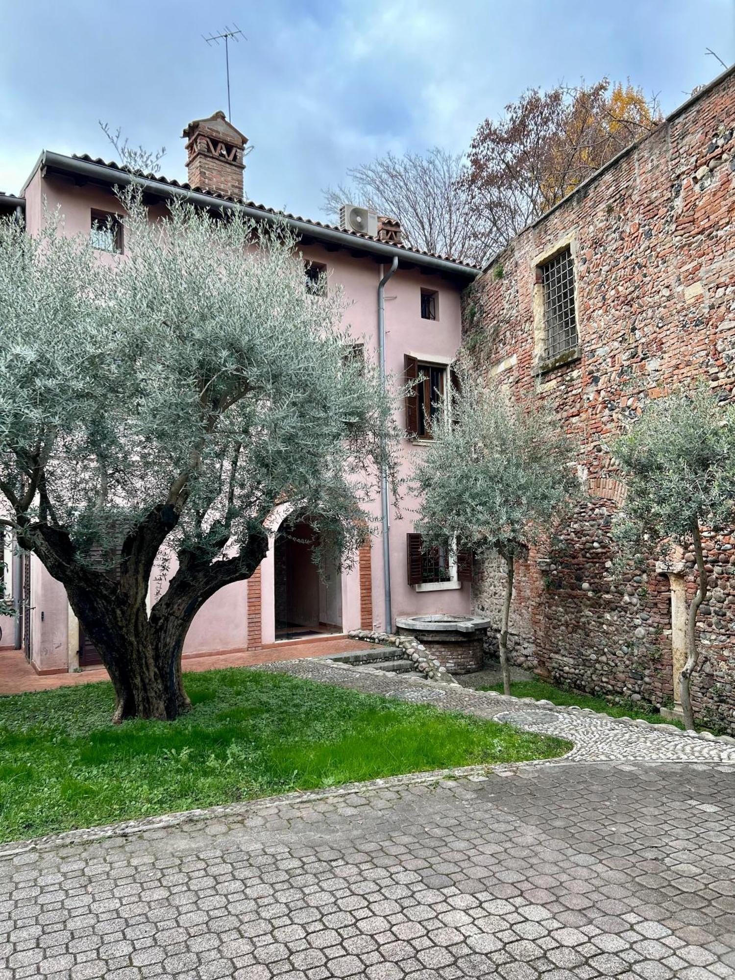 Rosso Verona Suite-Free Parking Extérieur photo